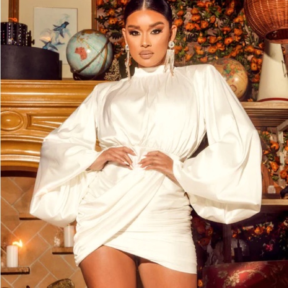 FASHION NOVA SHARING SECRETS DRESS